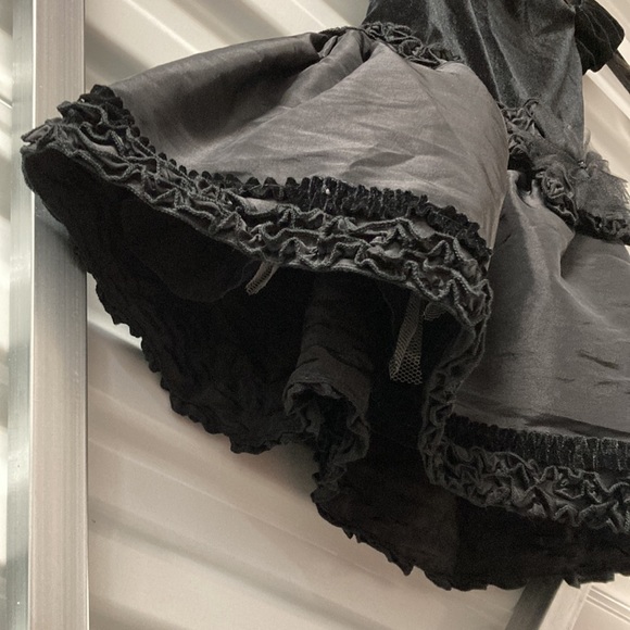 Toddler Black Velvet Holiday Dresses 2T - Picture 7 of 7